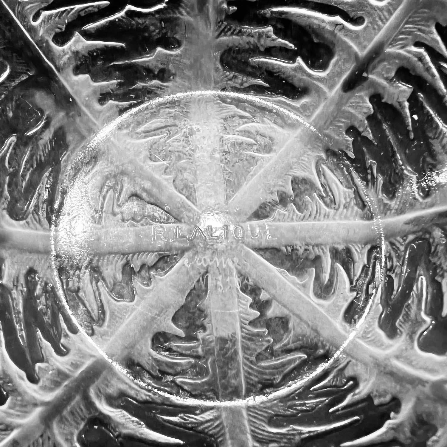 René Lalique „Pissenlit“ – fünf Schalen aus Klarglas, ca. 1924 – Bild 3